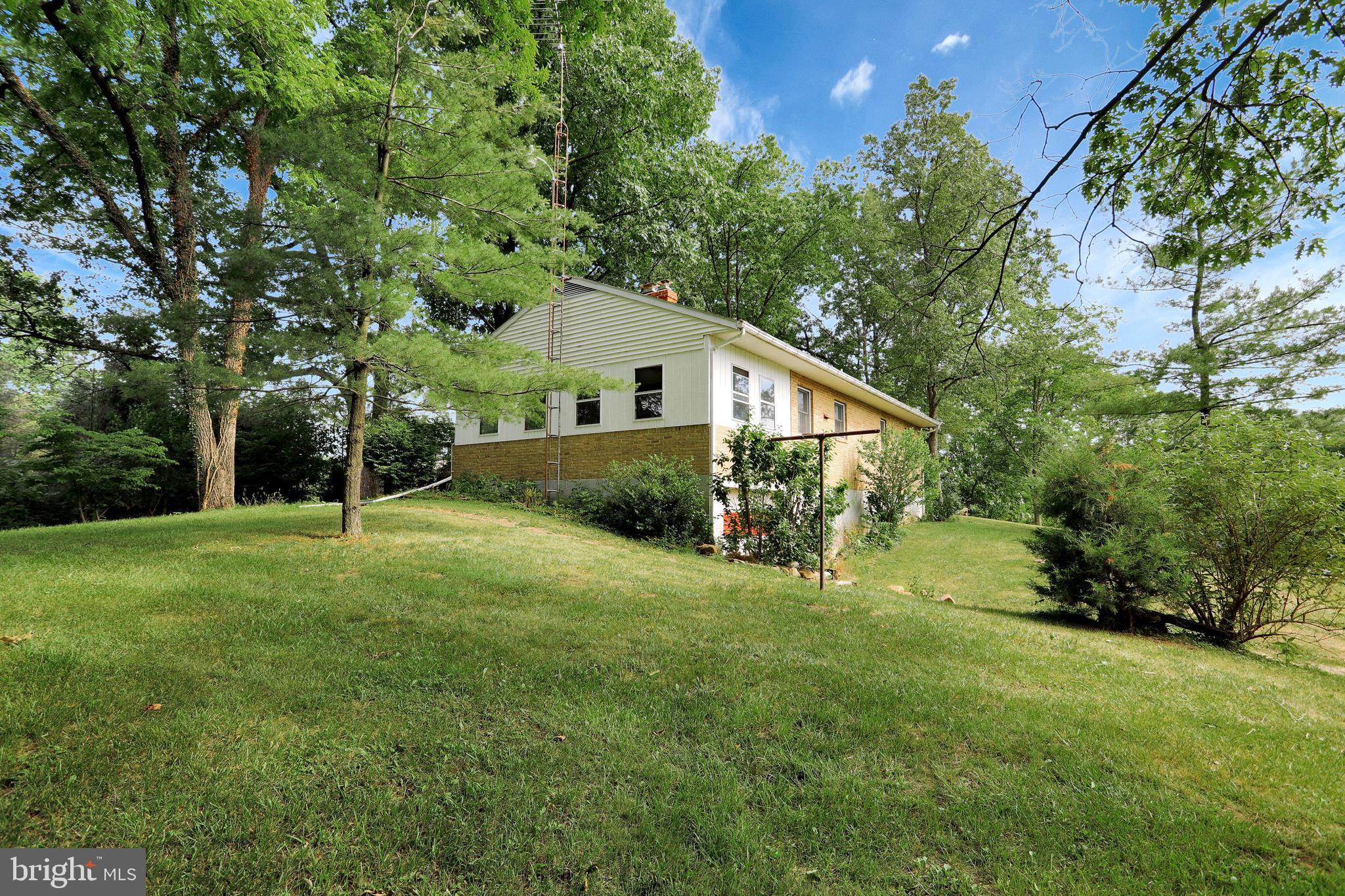 15742 Falling Waters Road Williamsport, MD 21795 - Photo 2 of 47 Gallery Image 2
