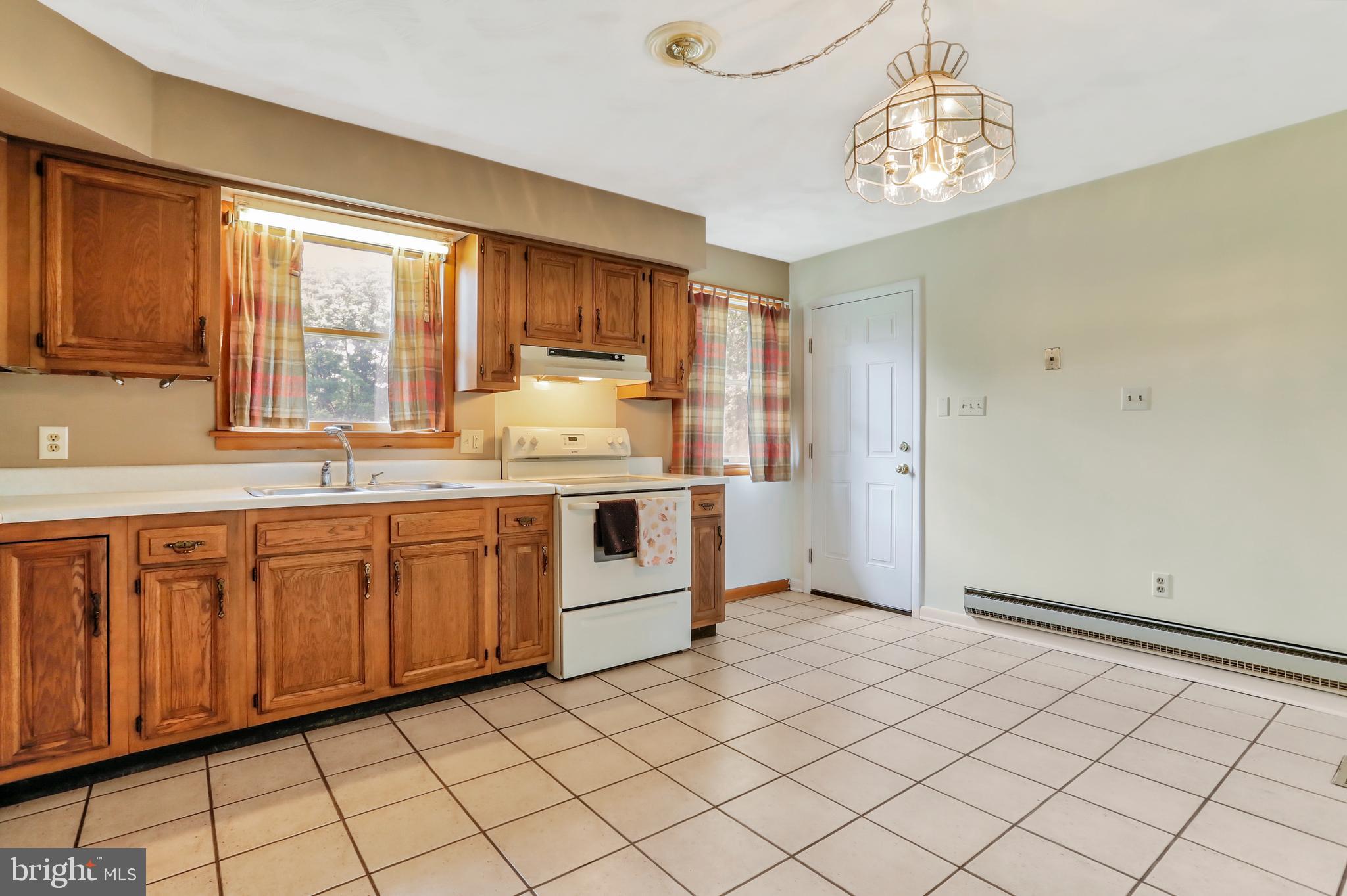 15742 Falling Waters Road Williamsport, MD 21795 - Photo 9 of 47 Gallery Image 9