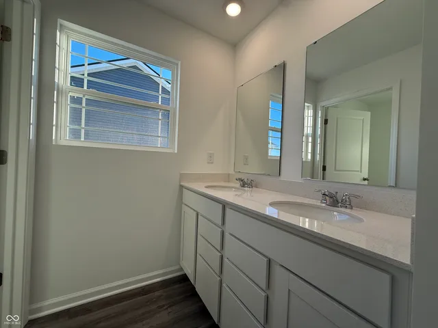 $329,900 | 11240 North Greenthread Drive, Monrovia, IN 46157