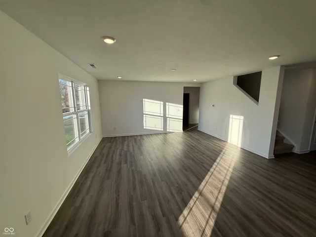 $329,900 | 11240 North Greenthread Drive, Monrovia, IN 46157