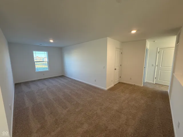 $329,900 | 11240 North Greenthread Drive, Monrovia, IN 46157