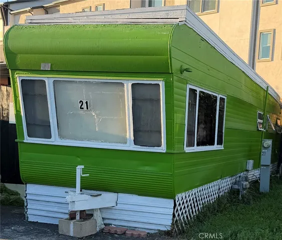 $30,000 | 13713 South Vermont Avenue, Gardena, CA 90247