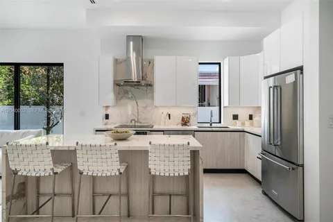$1,495,000 | 2939 Southwest 21st Street, Miami, FL 33145