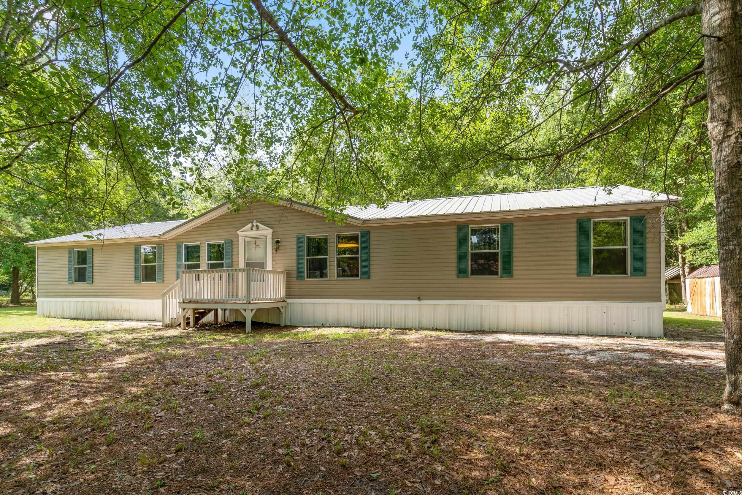 View of manufactured / mobile home