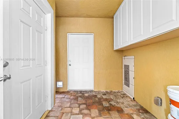 $4,500 | 947 Nautilus Isle, Dania Beach, FL 33004