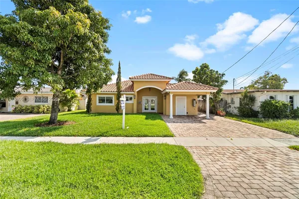 $4,500 | 947 Nautilus Isle, Dania Beach, FL 33004