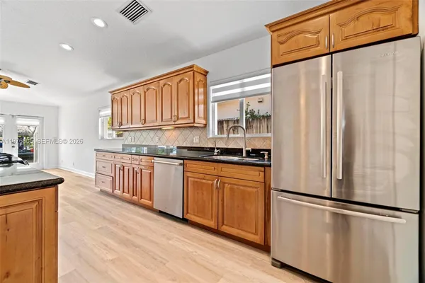 $4,500 | 947 Nautilus Isle, Dania Beach, FL 33004