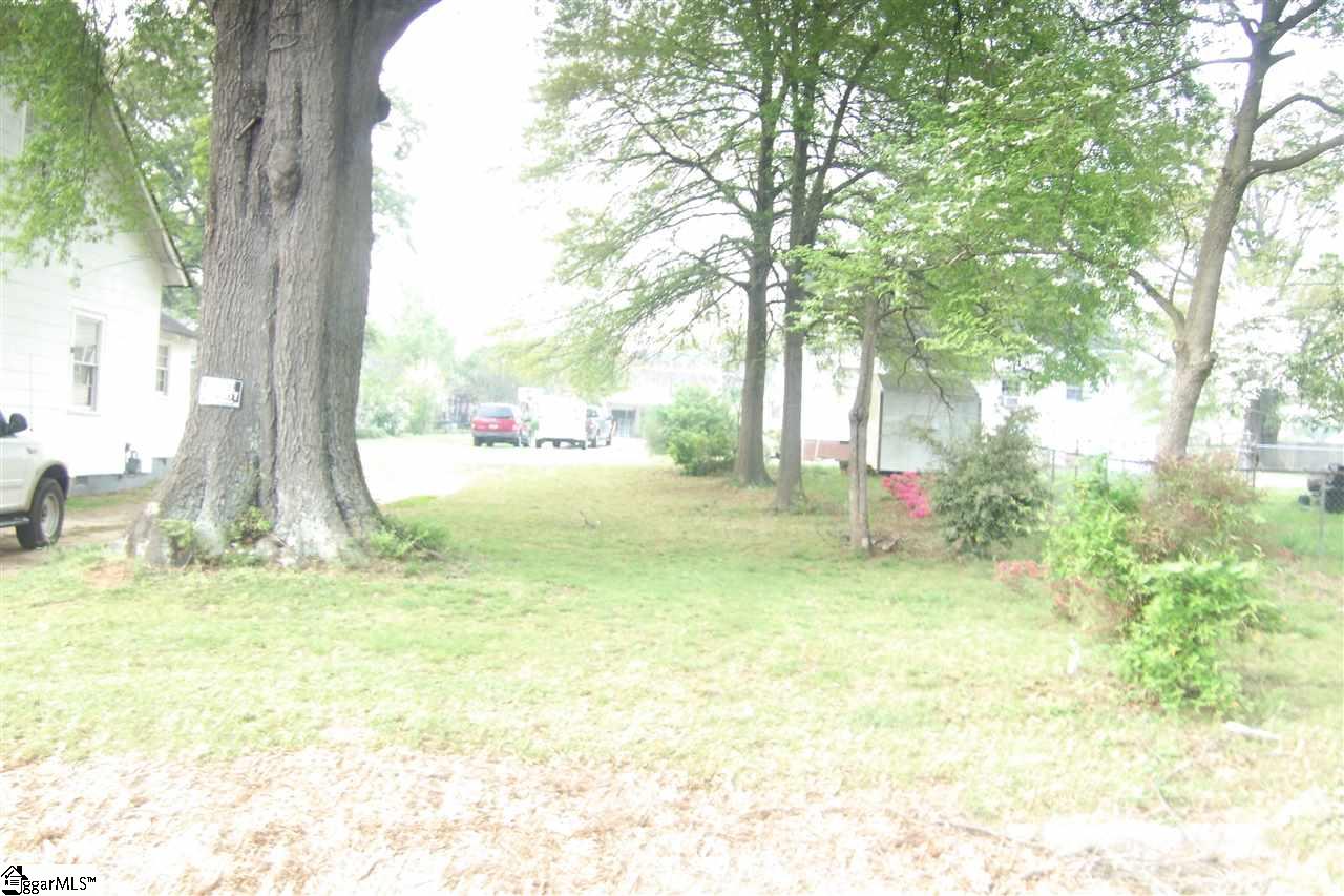 4 14th Street Greer, SC 29651 - Photo 3 of 11 Gallery Image 3