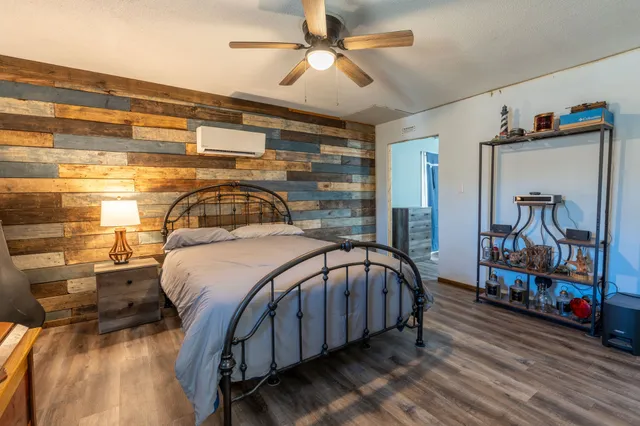 $795,000 | 5725 Wayland Springs Road, Iron City, TN 38463