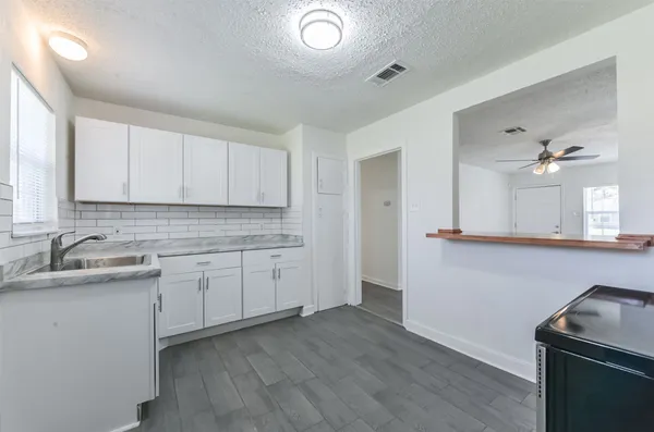 $1,995 | 8229 Carolwood Drive, Houston, TX 77028
