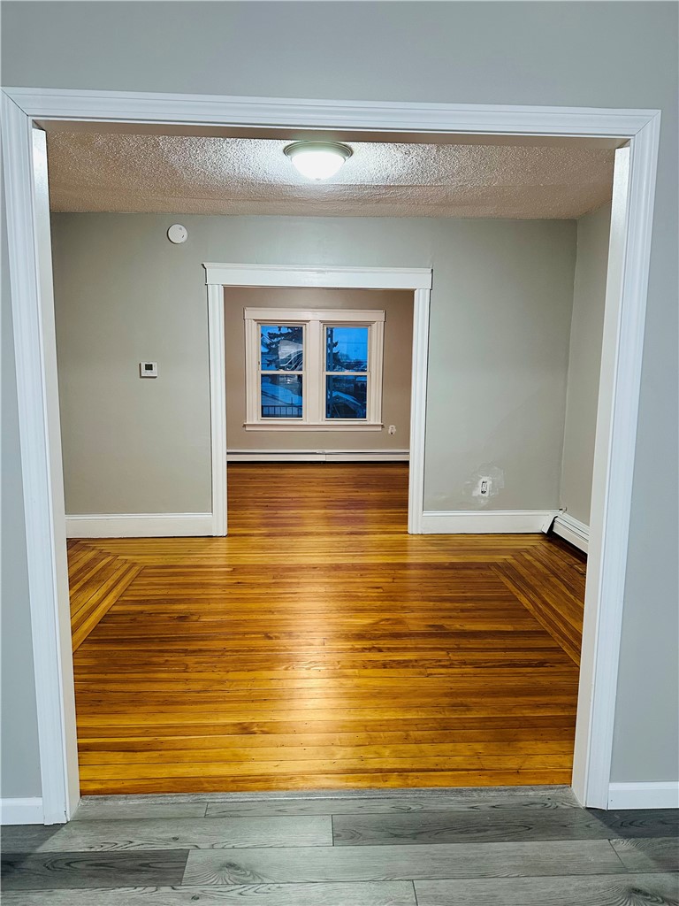 89 Columbine Avenue Pawtucket, RI 02861 - Photo 3 of 10
