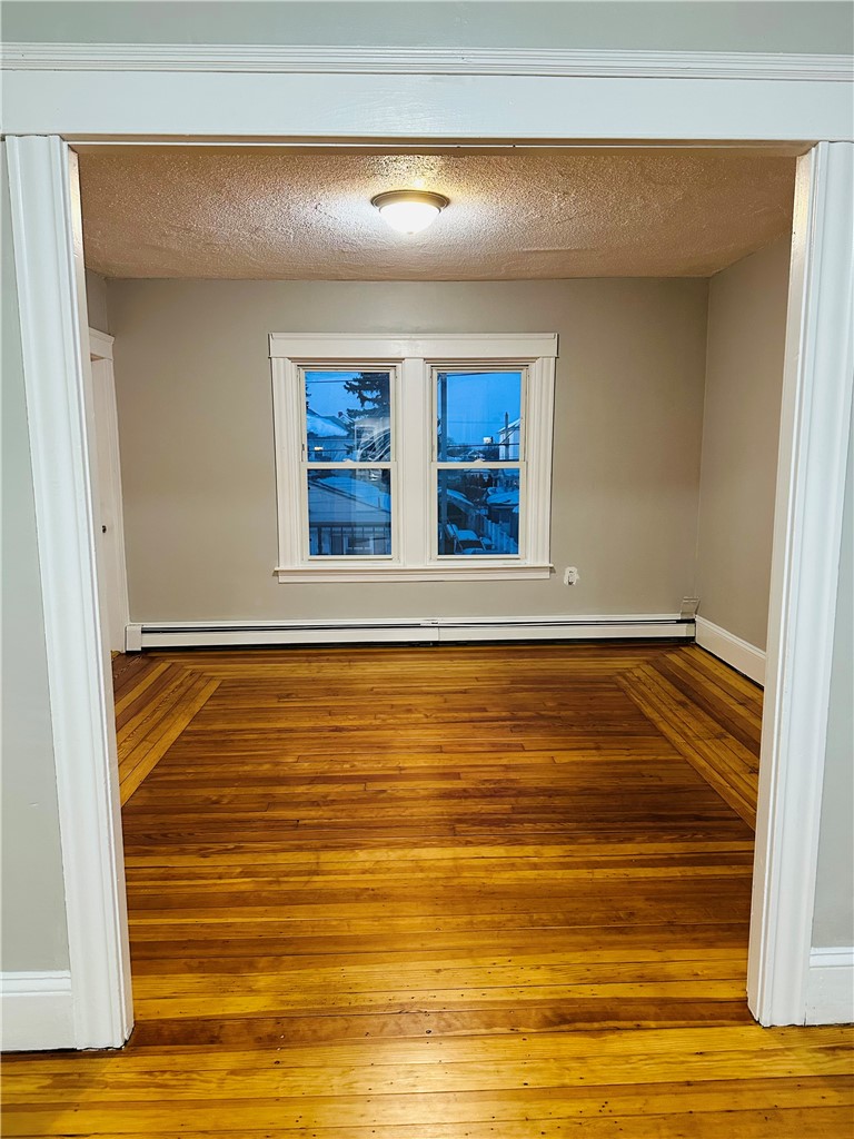 89 Columbine Avenue Pawtucket, RI 02861 - Photo 4 of 10