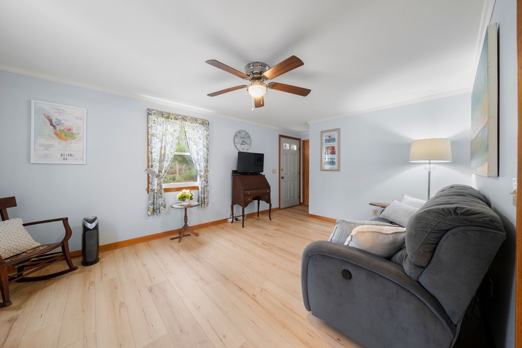 34 Newtown Road Sandwich, MA 02563 - Photo 9 of 18