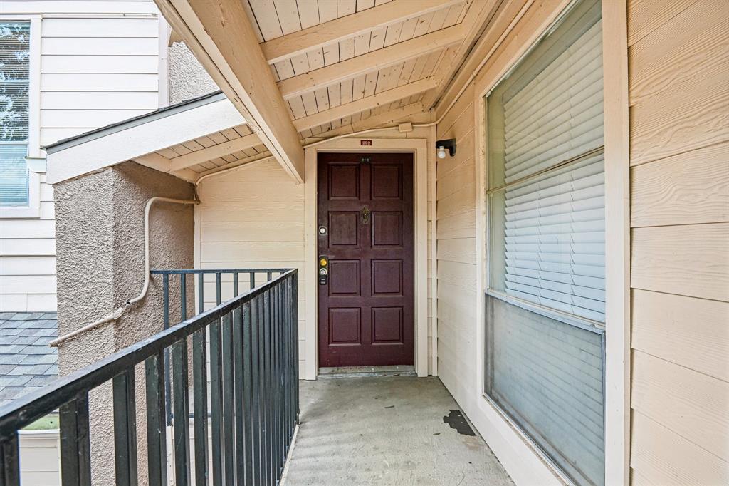 5534 Boca Raton Boulevard, Unit 292 Fort Worth, TX 76112 - Photo 3 of 31 a view of balcony