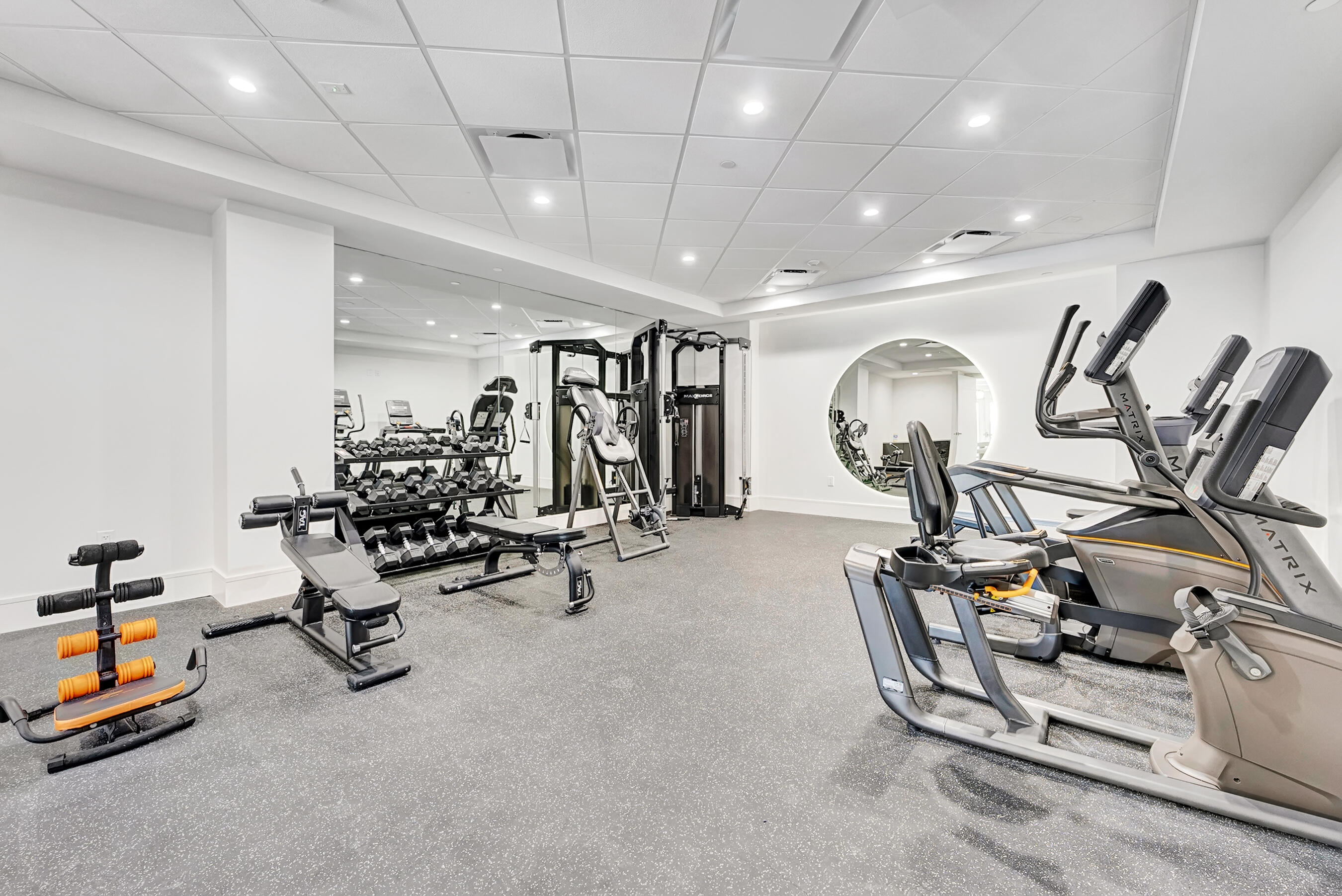 1 South Coastal Way, Unit 205 Jupiter, FL 33477 - Photo 36 of 67 a view of a room with gym equipment