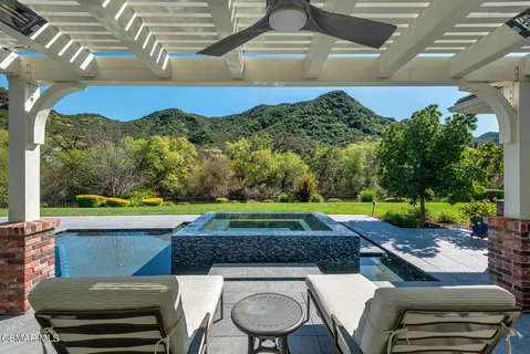 $6,695,000 | 2639 Queen's Garden Drive, Thousand Oaks, CA 91361