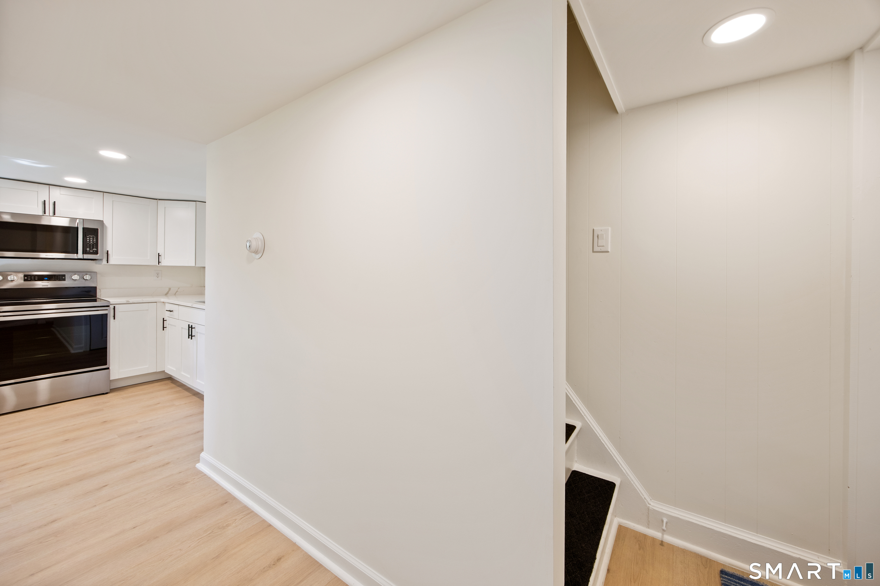 73 Springdale Avenue Meriden, CT 06451 - Photo 11 of 27