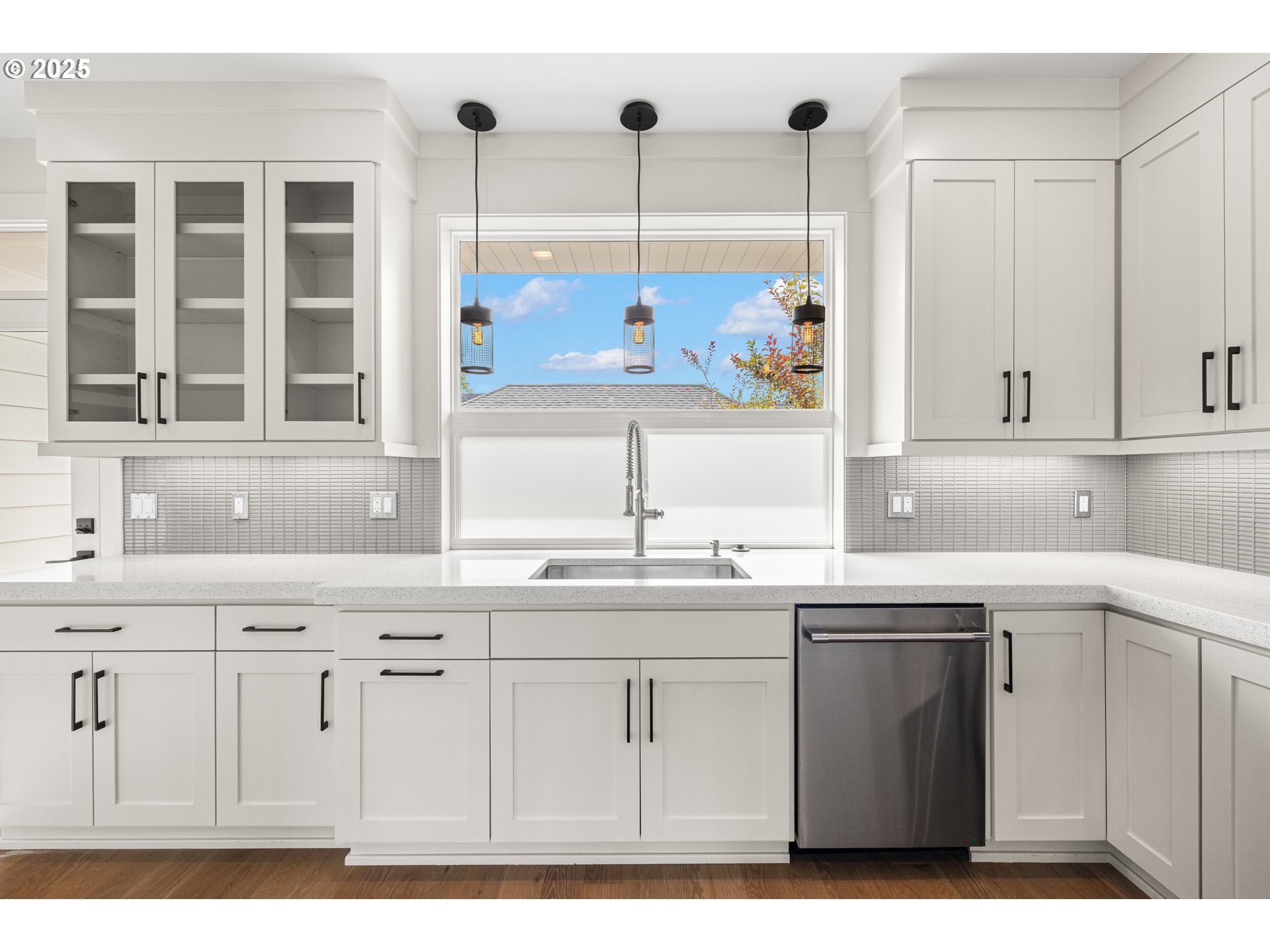 176 North Going Street Portland, OR 97217 - Photo 8 of 28