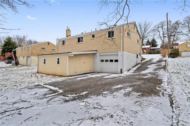 $274,000 | 138 Peters Drive, Glenshaw, PA 15116