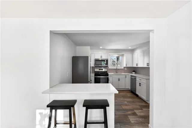 $274,000 | 138 Peters Drive, Glenshaw, PA 15116