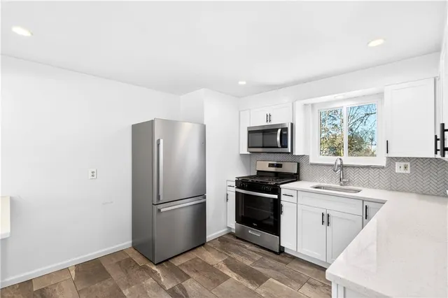 $274,000 | 138 Peters Drive, Glenshaw, PA 15116