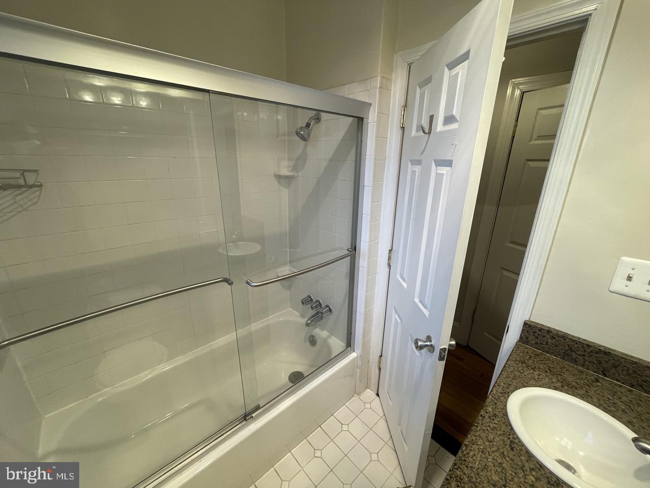 1820 Swann Street Northwest, Unit 103 Washington, DC 20009 - Photo 21 of 35