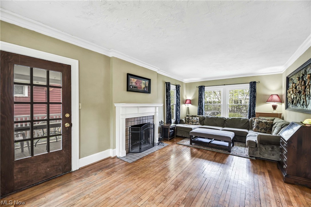 14552 Superior Road Cleveland Heights, OH 44118 - Photo 4 of 35