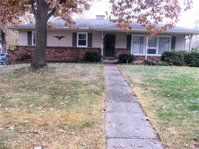 $269,900 | 3904 North 29th Street, St. Joseph, MO 64506