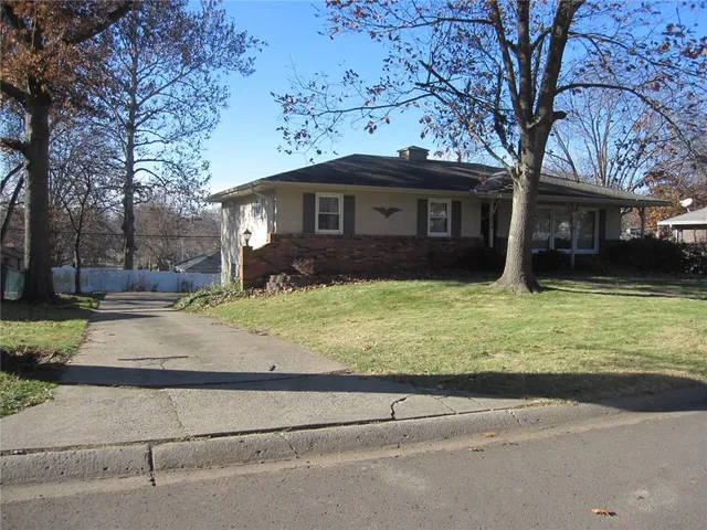 $269,900 | 3904 North 29th Street, St. Joseph, MO 64506