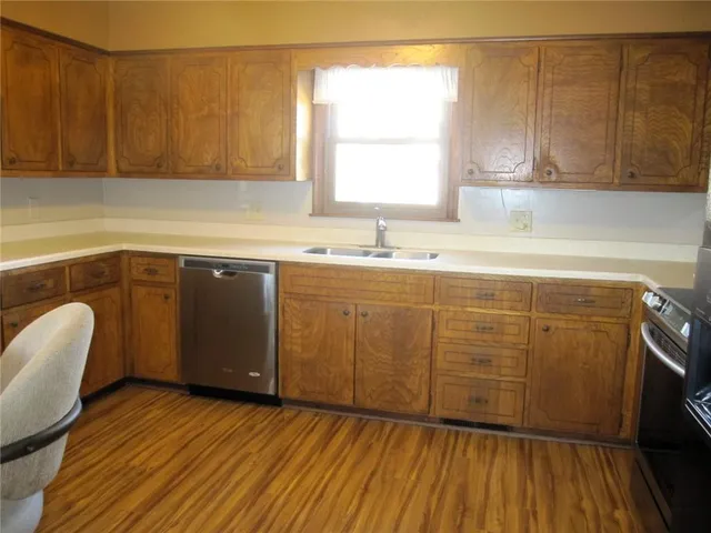 $269,900 | 3904 North 29th Street, St. Joseph, MO 64506