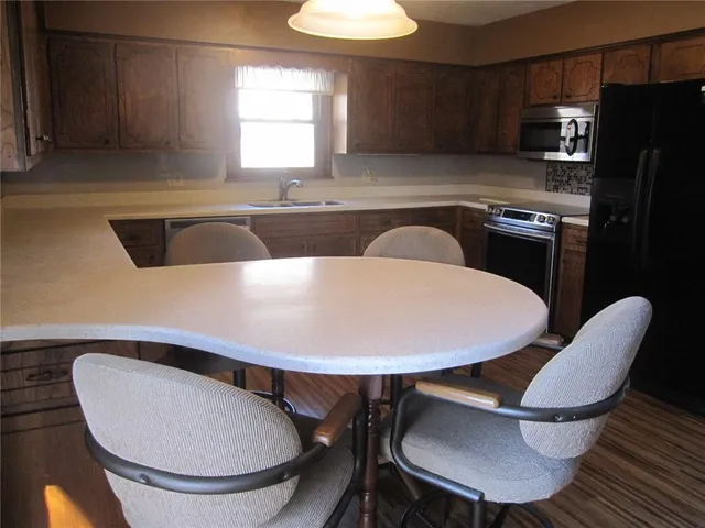 $269,900 | 3904 North 29th Street, St. Joseph, MO 64506