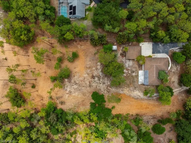 $1,995,000 | 6940 Bottlebrush Lane, Naples, FL 34109