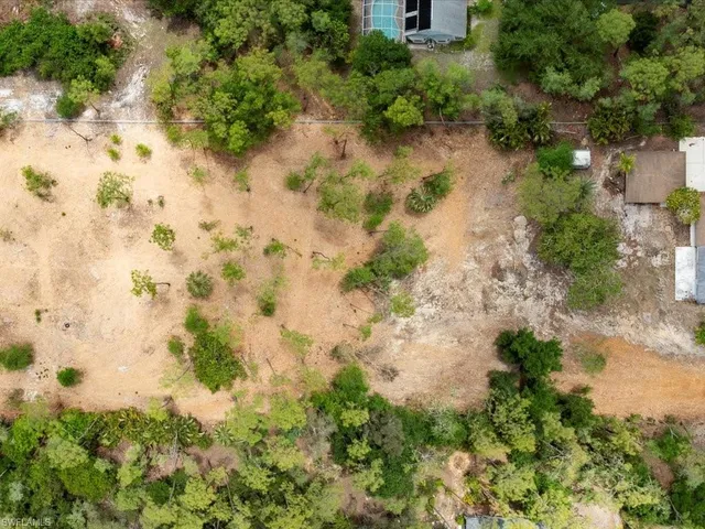 $1,995,000 | 6940 Bottlebrush Lane, Naples, FL 34109