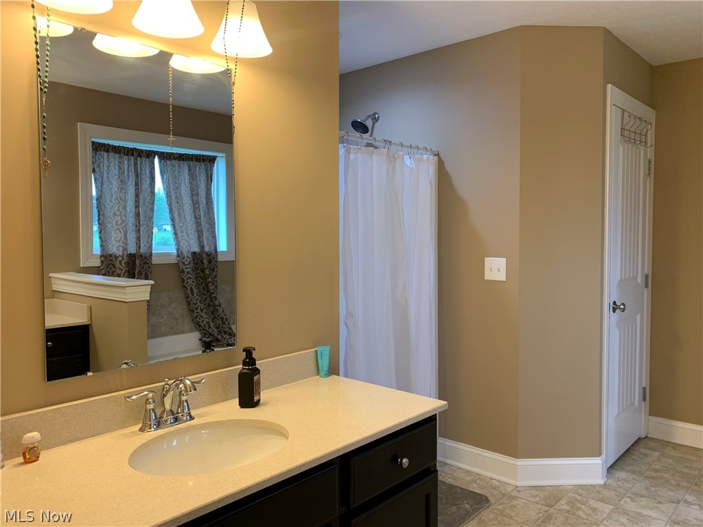 2720 Austintown Warren Road Warren, OH 44481 - Photo 23 of 30 Gallery Image 23