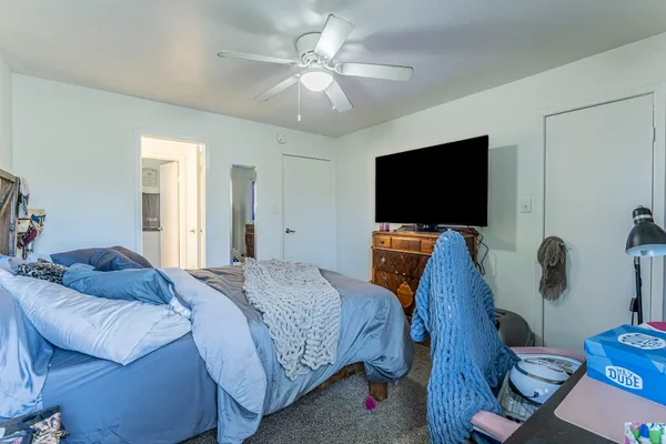 $460,000 | 4027 Briarglen Drive, Dickinson, TX 77539