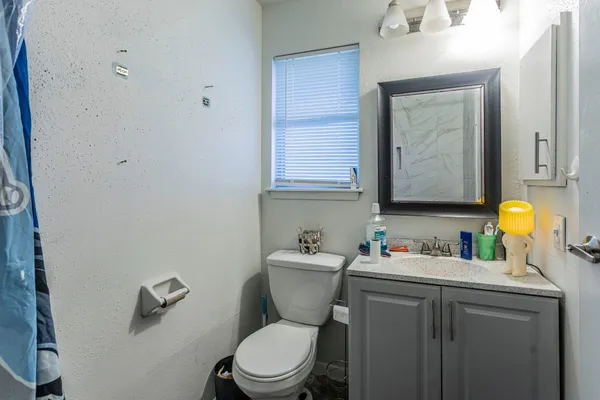 $460,000 | 4027 Briarglen Drive, Dickinson, TX 77539