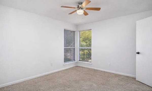 $460,000 | 4027 Briarglen Drive, Dickinson, TX 77539