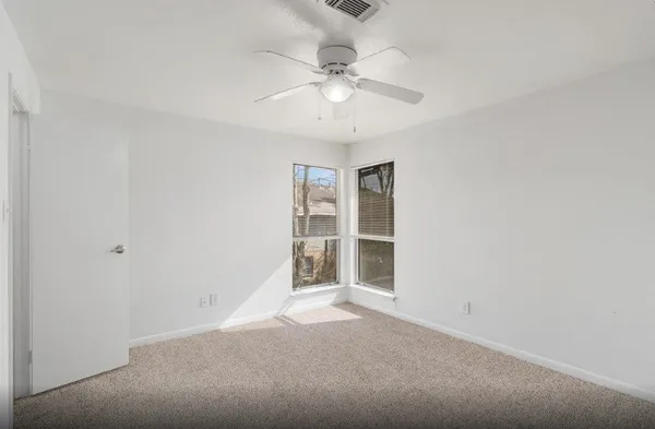 $460,000 | 4027 Briarglen Drive, Dickinson, TX 77539