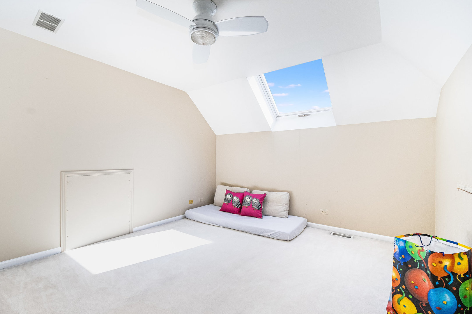 2204 Arrowhead Drive Naperville, IL 60564 - Photo 28 of 40 a bedroom with a bed and a window