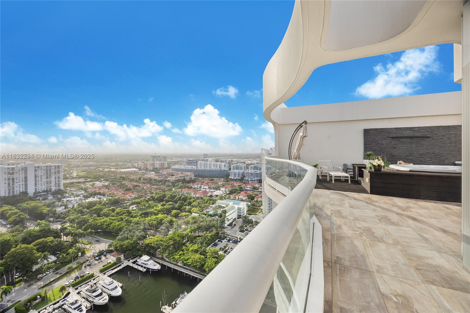 7000 Island Boulevard, Unit PH08 Aventura, FL 33160 - Photo 6 of 21