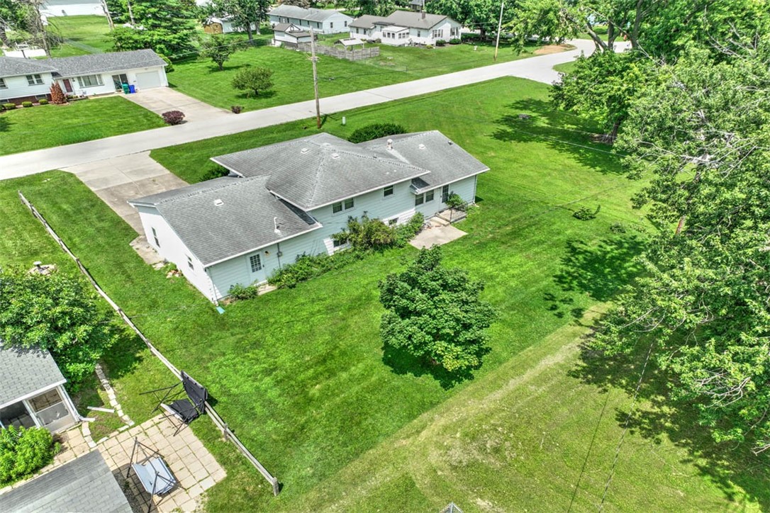 3113 Chestnut Avenue Decatur, IL 62521 - Photo 5 of 35