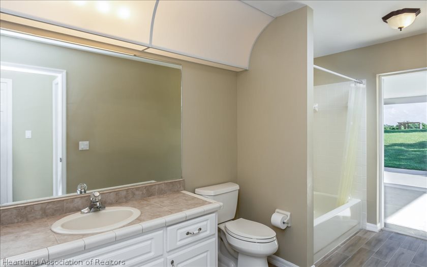 867 Lake June Road Lake Placid, FL 33852 - Photo 18 of 23 Gallery Image 18