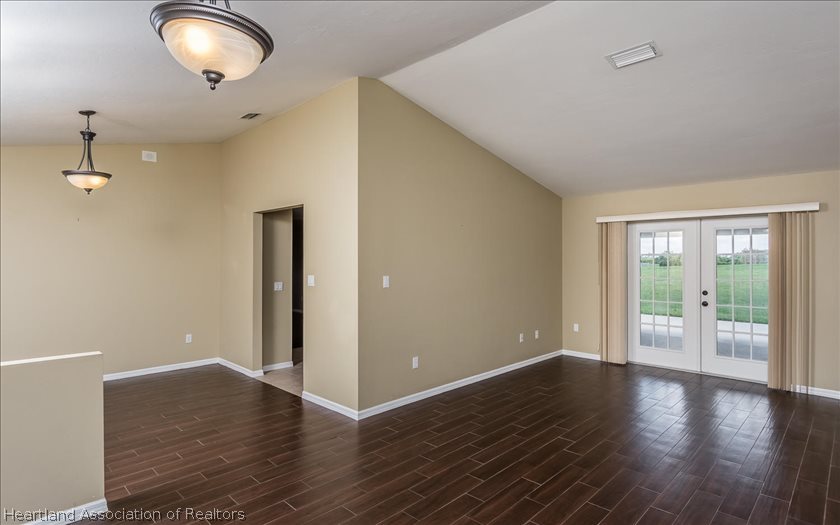 867 Lake June Road Lake Placid, FL 33852 - Photo 3 of 23 Gallery Image 3