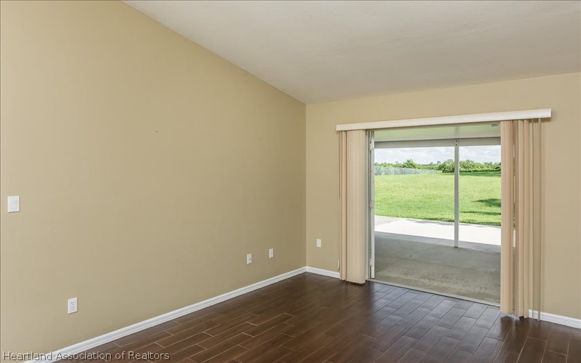 867 Lake June Road Lake Placid, FL 33852 - Photo 5 of 23 Gallery Image 5