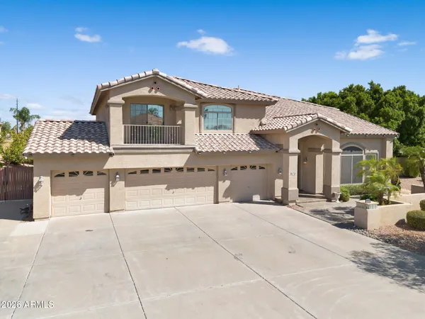 $949,000 | 7523 East Kael Circle, Mesa, AZ 85207