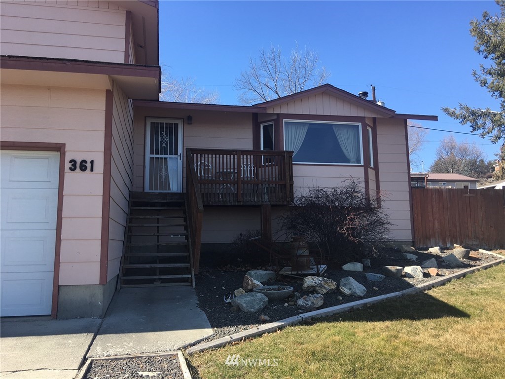 361 Strand Road Ephrata, WA 98823 - Photo 1 of 20