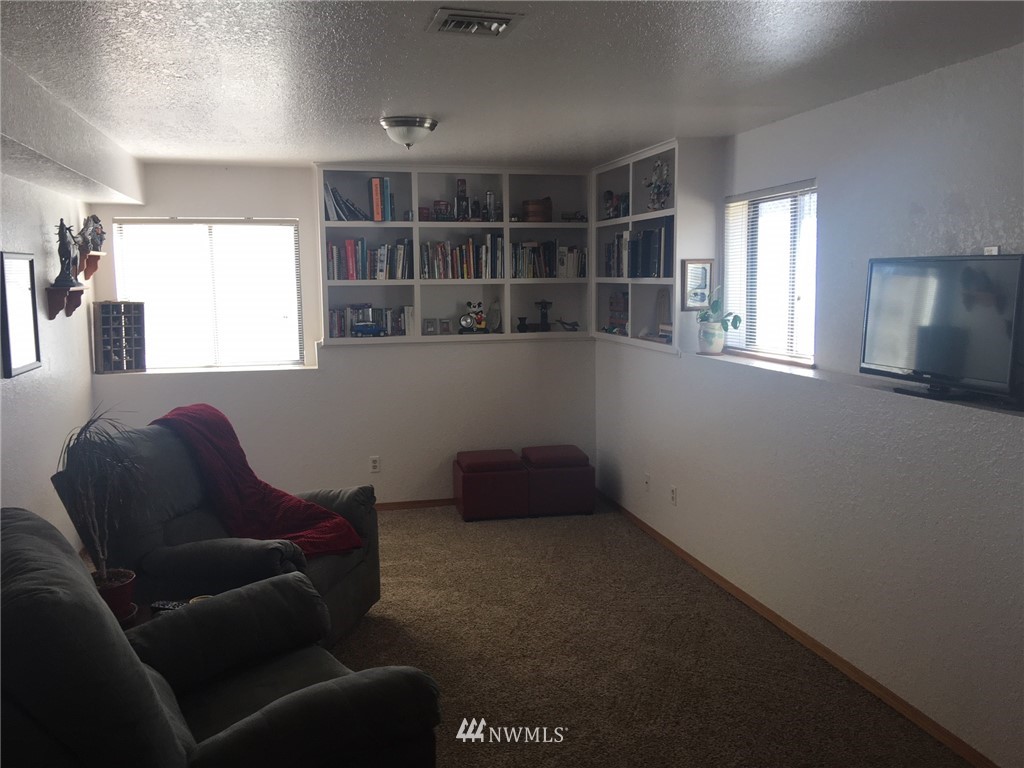 361 Strand Road Ephrata, WA 98823 - Photo 13 of 20