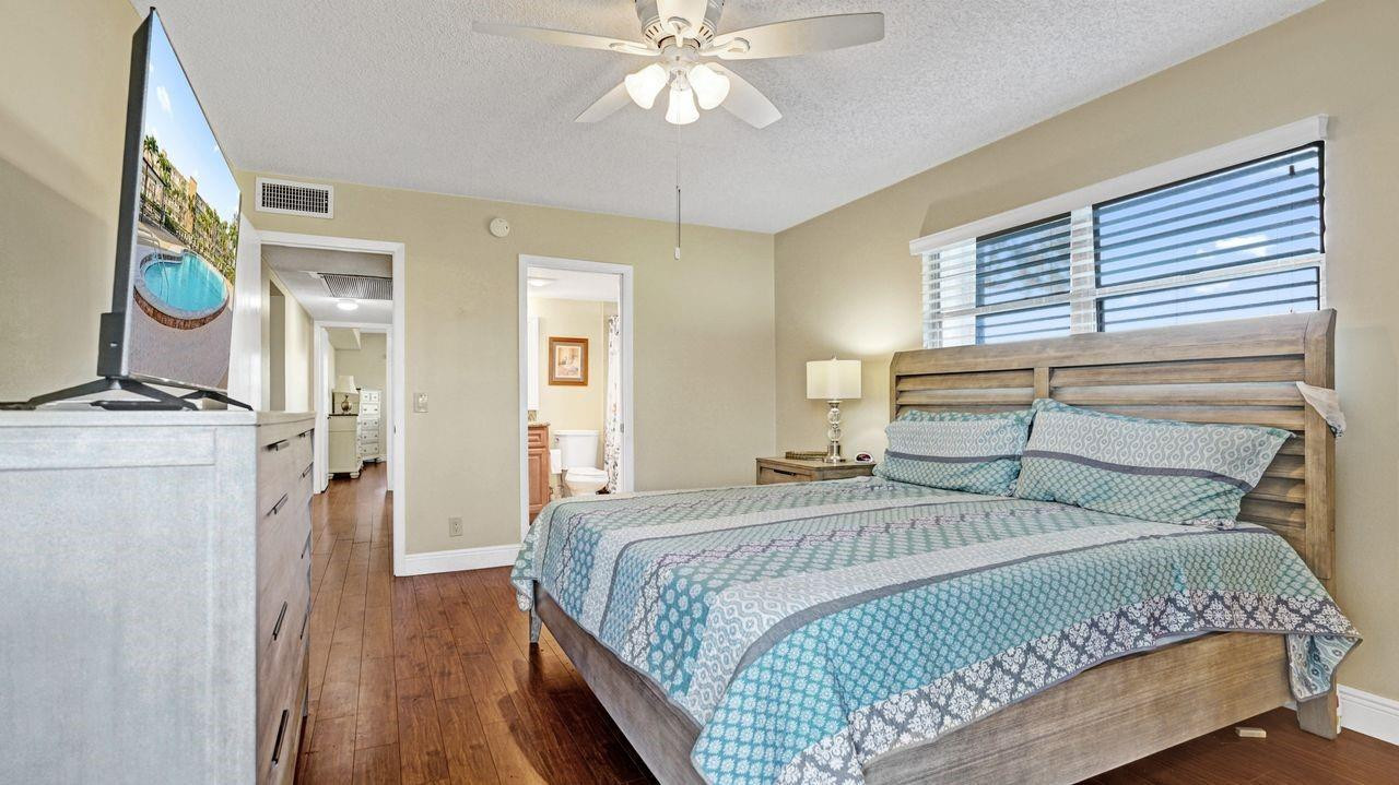 1036 Guildford East, Unit 1036 Boca Raton, FL 33434 - Photo 16 of 50 Photo 16