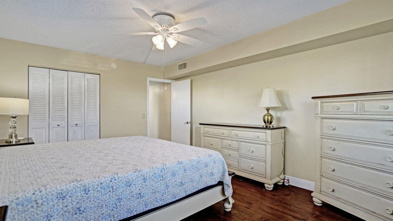 1036 Guildford East, Unit 1036 Boca Raton, FL 33434 - Photo 24 of 50 Photo 24