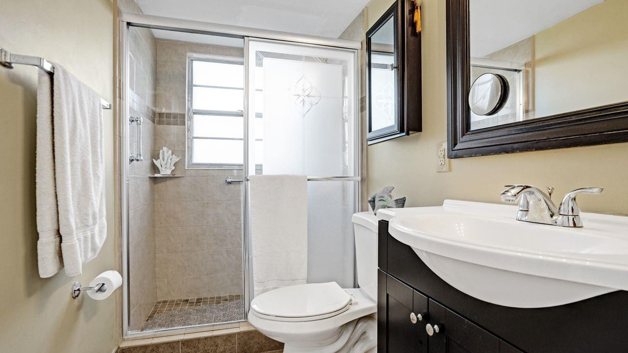 1036 Guildford East, Unit 1036 Boca Raton, FL 33434 - Photo 28 of 50 Photo 28